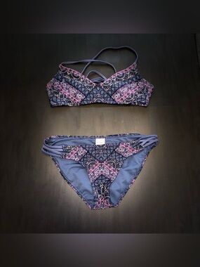 XHILARATION Bikini Set